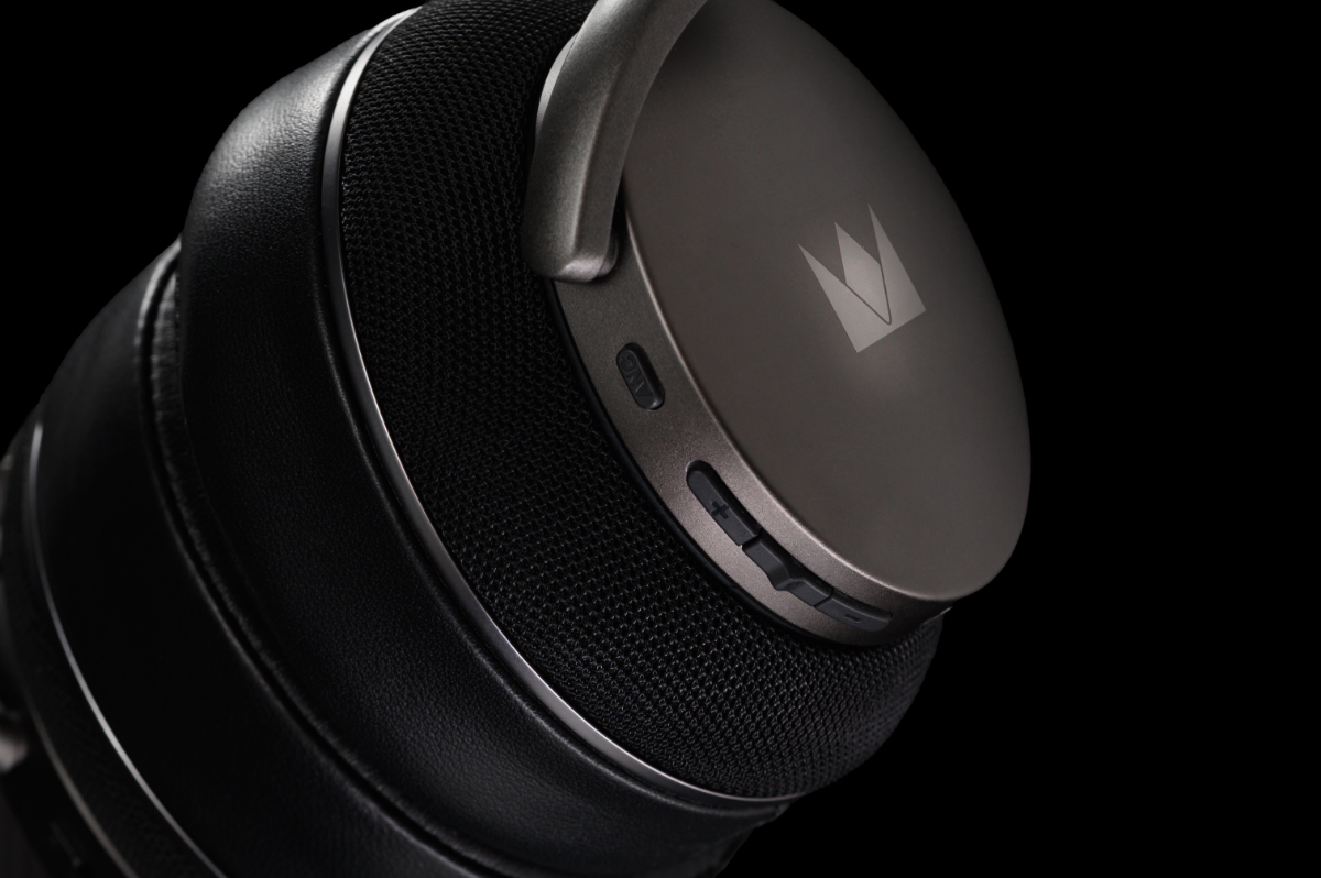 FoKus Apollo｜Noble Audio｜株式会社アユート PCパーツ・VR